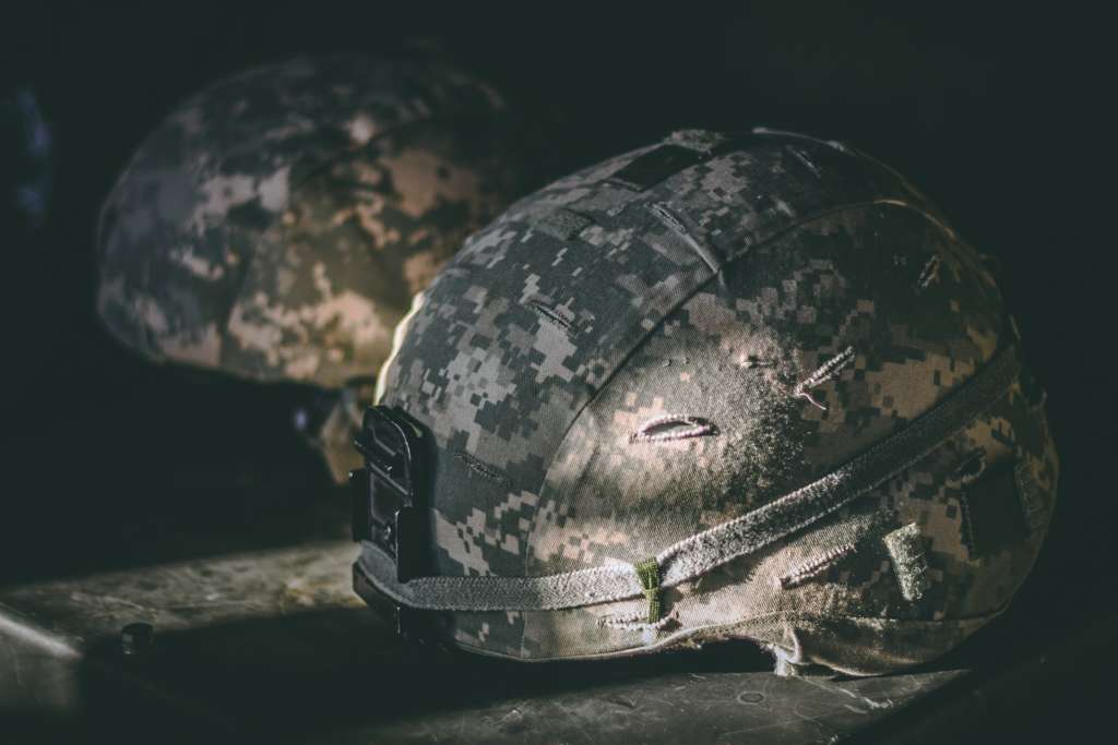 Army helmets - divorce in the military