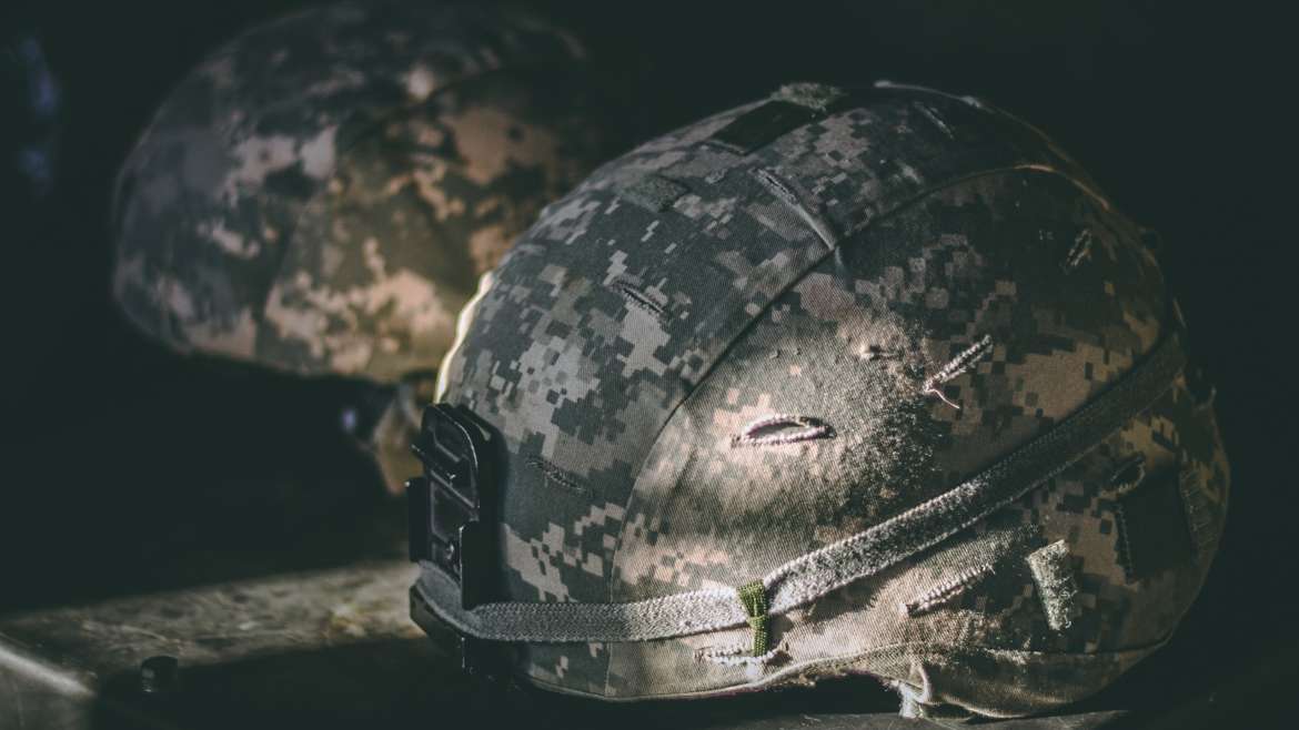 Army helmets - divorce in the military
